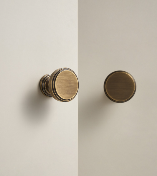 LUCIUS | Antique Brass | Solid Brass Knob